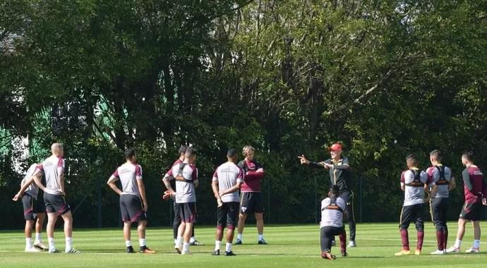 Edgardo Bauza treino São Paulo CT (Foto: Felipe Espindola / www.saopaulofc.net)