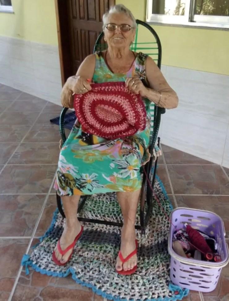 Crochê é o passatempo de Maria Rita (Foto: Jaqueline Martins | Arquivo Pessoal)