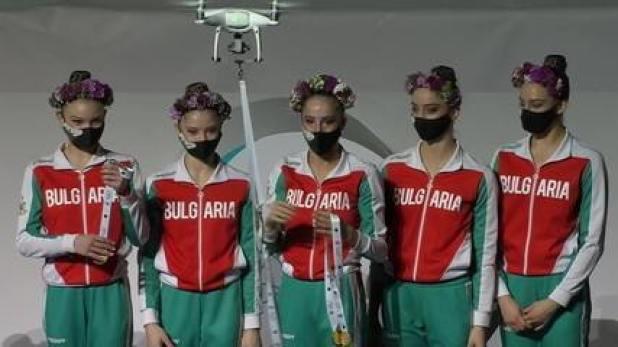 Drones entregam as medalhas na Copa do Mundo de Ginástica