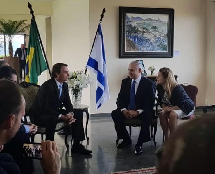 Jair Bolsonaro e Benjamin Netanyahu se encontram no Forte de Copacabana, no Rio de Janeiro — Foto: Reprodução