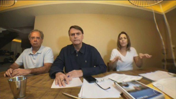 Bolsonaro se pronuncia apenas nas redes sociais após resultado das urnas