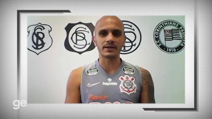 Fábio Santos explica retorno ao Corinthians: "Não teve um dia que não pensei em voltar"