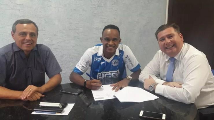 Cléo Silva vai para o São Bento por empréstimo (Foto: Divulgação / EC São Bento)
