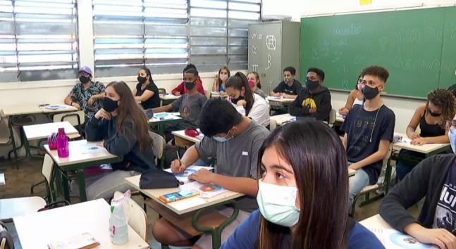 A partir de 2022, novo ensino médio passa a ser implementado de forma progressiva em Ribeirão Preto (SP) — Foto: Reprodução/EPTV
