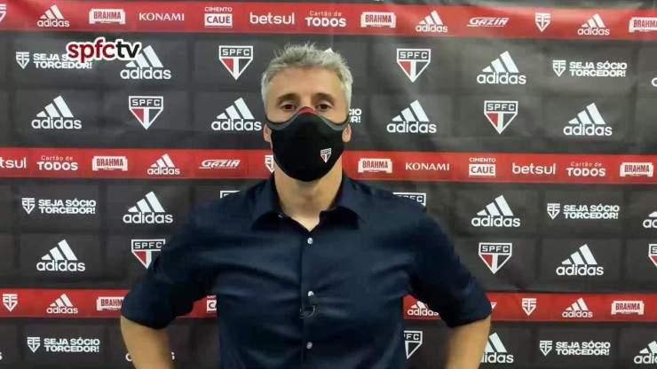 Coletiva do técnico do São Paulo após derrota para o 4 de Julho