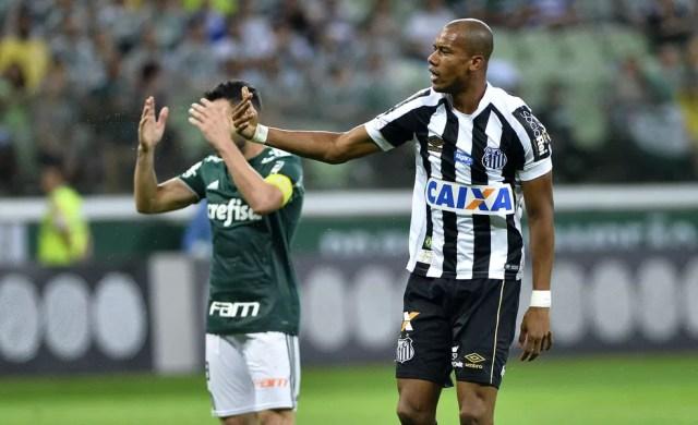 Copete teve boa participação no último jogo do Santos contra o Palmeiras — Foto: Marcos Ribolli