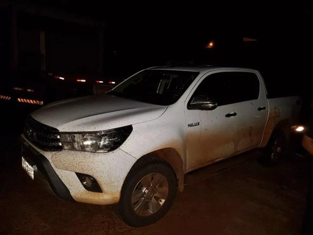 Acusados tentaram vender a caminhonete do empresário, que foi encontrada em Igaraçu do Tietê (Foto: Polícia Civil / Divulgação )