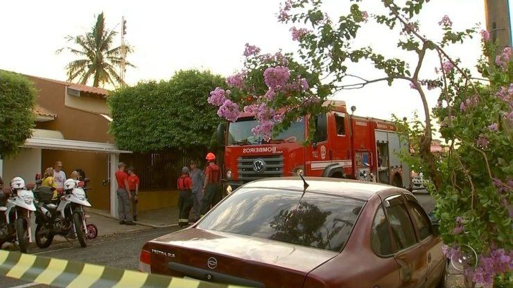 Queda de avião mobiliza bombeiros, familiares das vítimas e moradores de Rio Preto