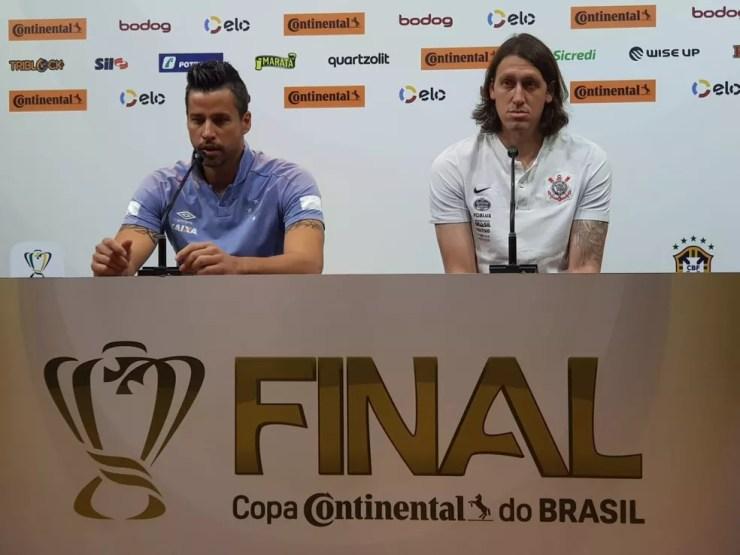 Fábio e Cássio falam juntos sobre Cruzeiro x Corinthians — Foto: Anselmo Caparica