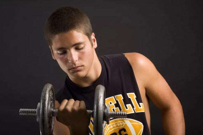 Mais do que estar apto fisicamente, adolescente precisa ter maturidade para fazer musculação — Foto: Istock Getty Images