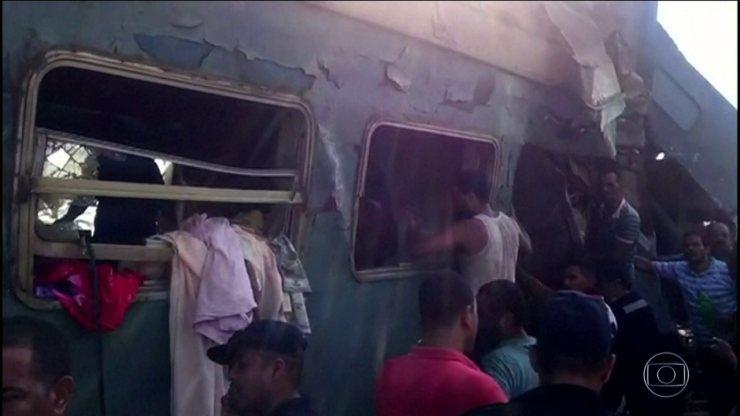 Acidente entre trens no Egito, mata 36 pessoas e deixa 100 feridas