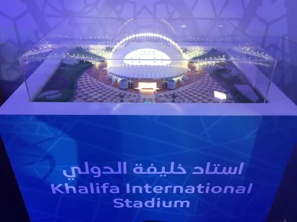Maquete mostra o Khalifa Stadium, que já está pronto (Foto: Rodrigo Cerqueira)