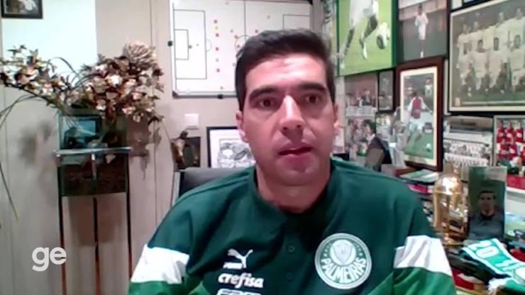 Abel Ferreira analisa o jogo "Football Manager"