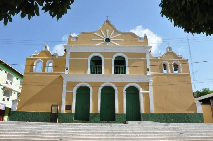 Paróquia de Nossa Senhora da Saúde, na vila de Alter do Chão — Foto: Zé Rodrigues/TV Tapajós
