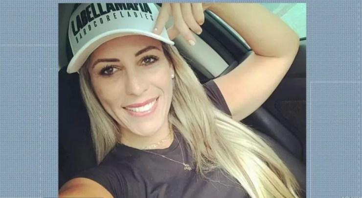 Turista catarinense Fabiane Fernandes, de 30 anos, desapareceu em uma trilha na Região dos Lagos do Rio — Foto: Reprodução/Inter TV
