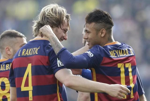 Rakitic e Neymar  (Foto: AP )