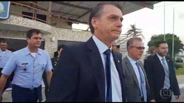 Jair Bolsonaro faz primeira reunião ministerial antes de tomar posse