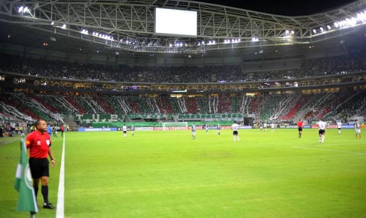 Palmeiras nunca jogou para menos de 15 mil pessoas em seu novo estádio — Foto: Marcos Ribolli