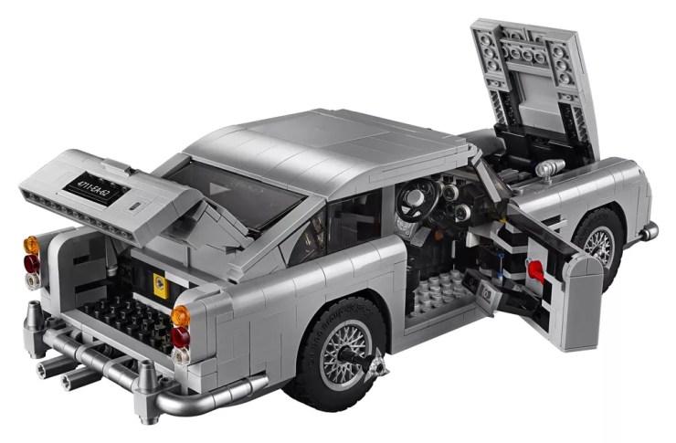 Lego faz réplica de Aston Martin utilizado no filme "007 - Contra Goldfinger" (Foto: Lego/Divulgação)