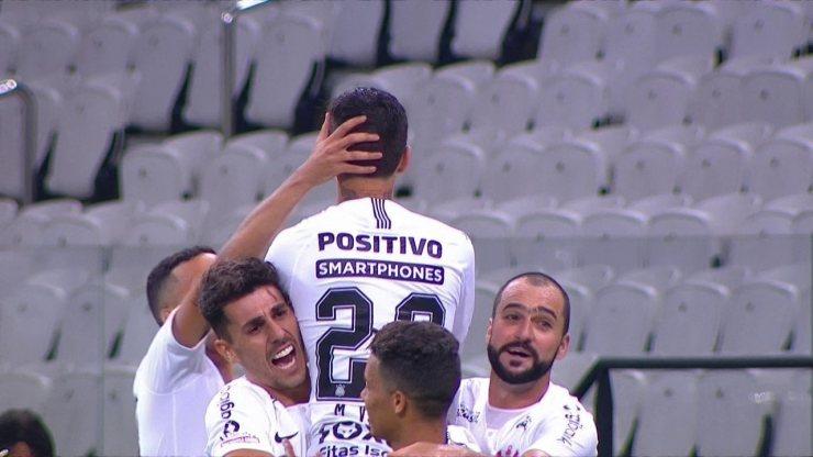 O gol de Corinthians 1 x 0 Vasco pela 34ª rodada do Brasileirão 2018