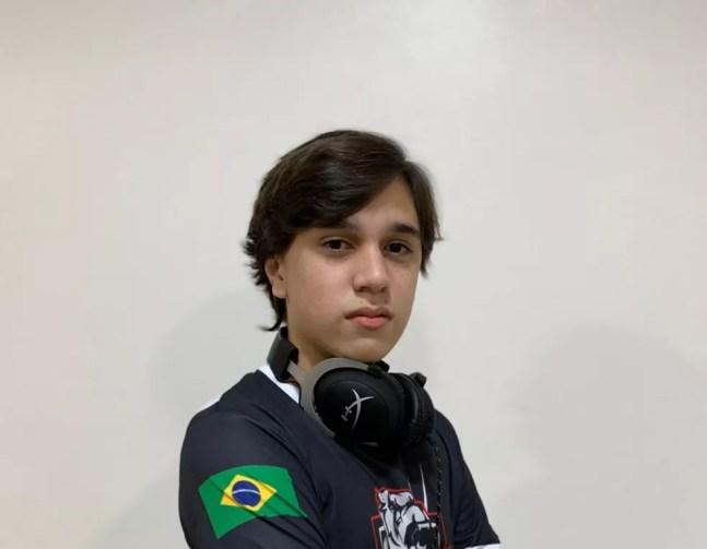 CADU é um dos principais jogadores de Fortnite do Brasil — Foto: Divulgação