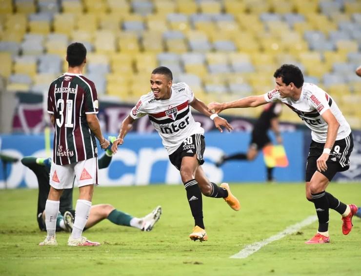 Brenner comemora gol do São Paulo contra o Fluminense — Foto: André Durão