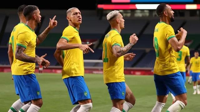 A festa de Matheus Cunha e companhia após o gol do Brasil contra o Egito no futebol, Olimpíadas de Tóquio 2020