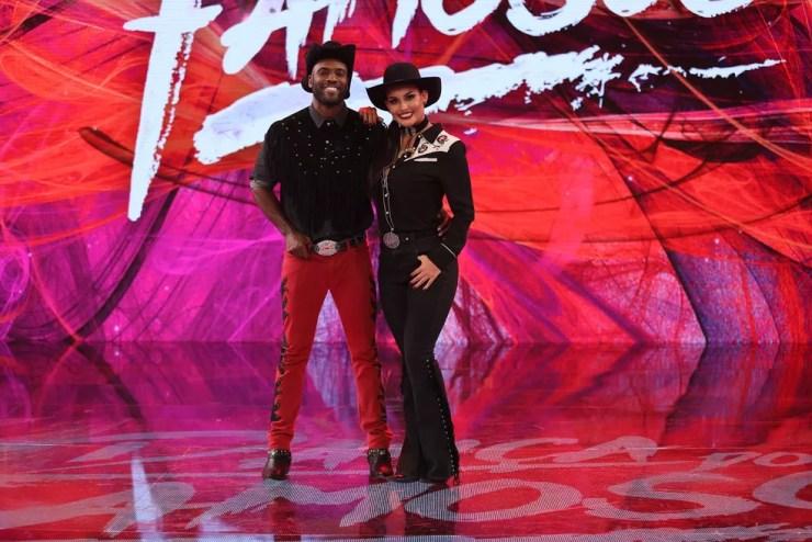 Rafael Zulu posa para a noite country com a bailarina Yanca Guimarães (Foto: TV Globo)