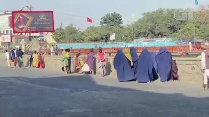 VÍDEO: A situação dentro de Cabul, sitiada pelo Talibã