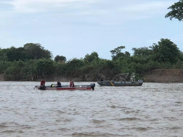 Bombeiros buscam estudante de medicina que desapareceu no Rio Paraguai — Foto: Tenente Paulo Felipe/Corpo de Bombeiros-MT