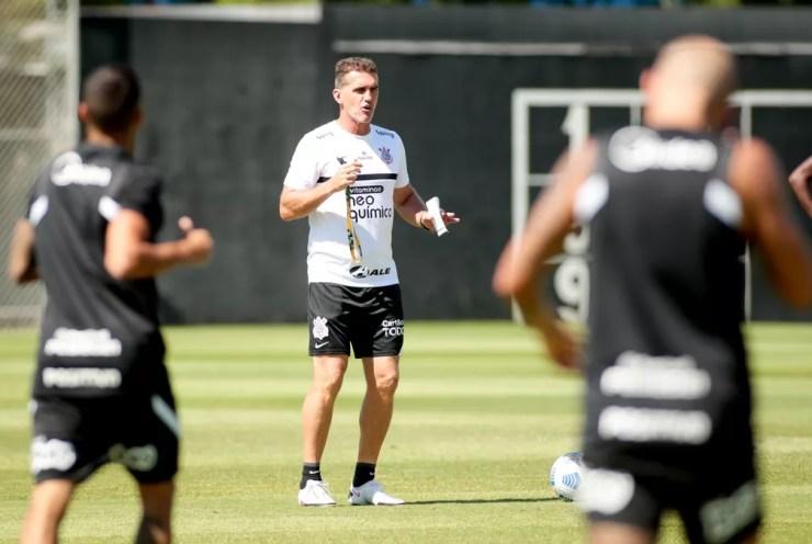 Vagner Mancini no treino do Corinthians — Foto: Rodrigo Coca/Ag. Corinthians