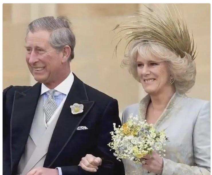 Casamento do príncipe Charles com a duquesa Camila no dia 9 de abril de 2005 — Foto: Reprodução/ The Royal Family