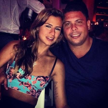 Paula Morais com o ex-noivo, Ronaldo