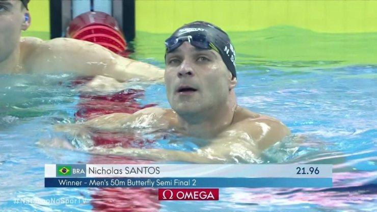 Nicholas vence semi e garante vaga na final dos 50m borboleta no Mundial de piscina curta