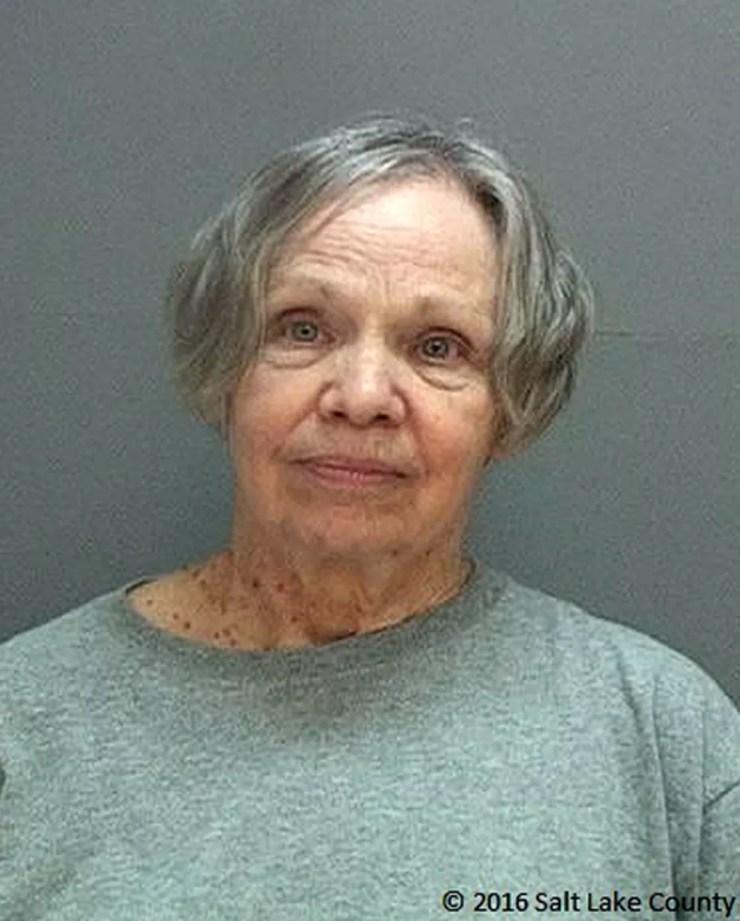 Wanda Barzee, esposa e cúmplice do sequestrador de Elizabeth Smart, cujo caso chocou os Estados Unidos no início dos anos 2000 — Foto: Salt Lake County Sheriff's Office via AP, File