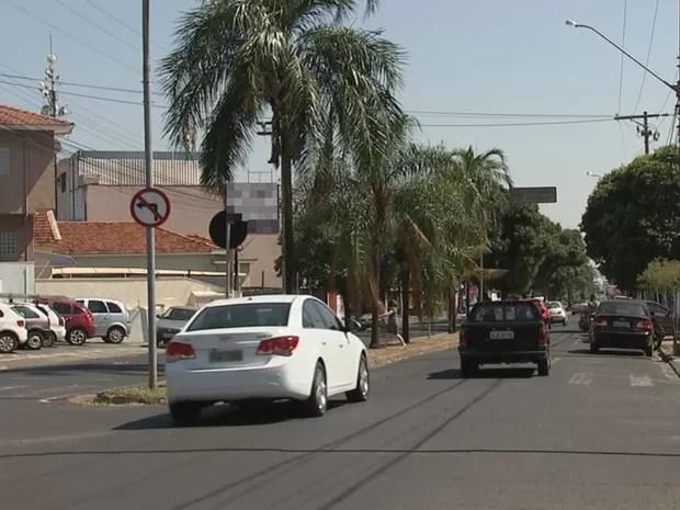 Avenida Potirendaba, onde mulher foi raptada (Foto: Reprodução / TV TEM)
