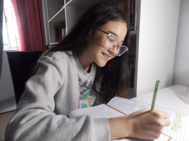 Kimi Vitorino, 11 anos, aluna da do Colégio Soka, participou do projeto 'E aí, Prefeitura', do Jornal Joca — Foto: Arquivo Pessoal