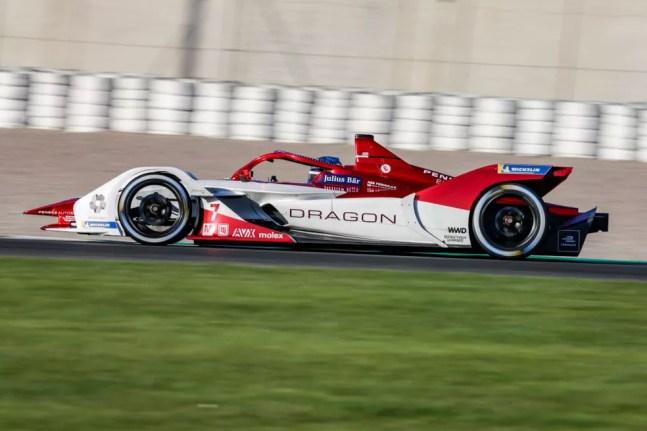 Carro de Sérgio Sette Câmara, da equipe Dragon Penske, na Fórmula E — Foto: Xavier Bonilla/NurPhoto via Getty Images