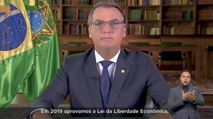 Bolsonaro faz pronunciamento à população na véspera do ano novo