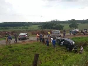 Acidente matou uma pessoa em rodovia de Urupês (Foto: Reprodução/ TV TEM)