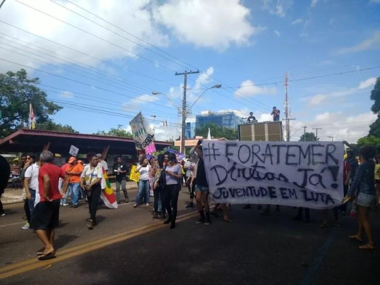 Protesto em Macapá (Foto: Fabiana Figueiredo/G1)