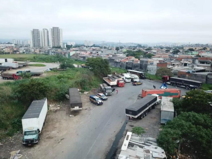 Terminal de Cargas, na Zona Norte de SP, tem estacionamento ilegal — Foto: Divulgação PRF