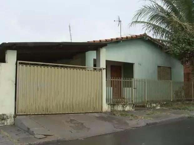 Casa em Novo Horizonte onde a criança foi encontrada (Foto: Reprodução / TV TEM)