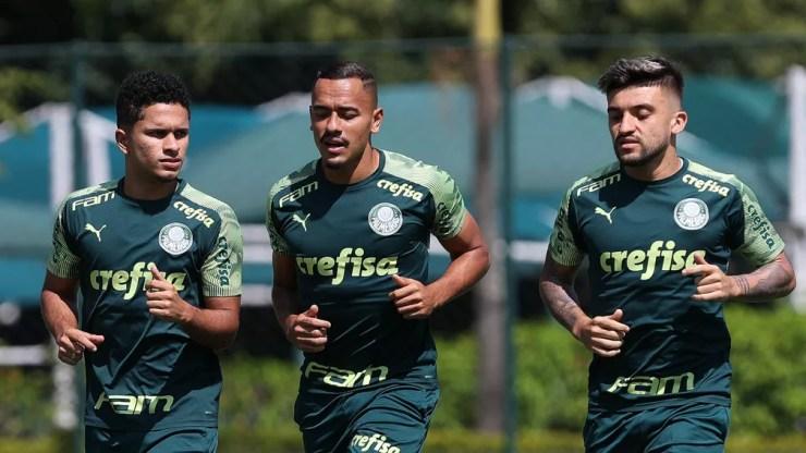 Gabriel Silva, Rafael Elias e Victor Luis no treino do Palmeiras — Foto: Cesar Greco\Palmeiras
