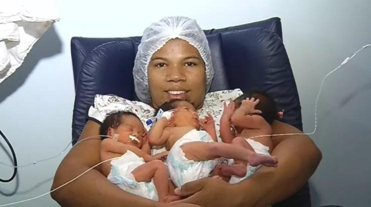 Trigêmeas de Cosmorama nasceram com 34 semanas (Foto: Reprodução/TV TEM)