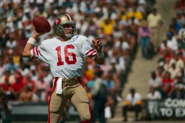 Joe Montana foi tetracampeão pelo San Francisco 49ers — Foto: Getty Images