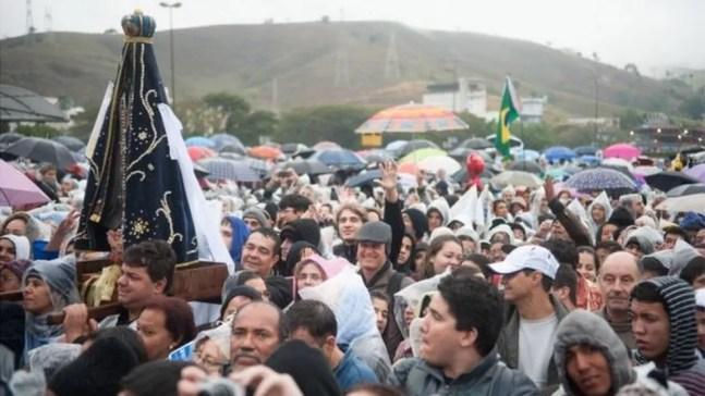 Cerca de 200 mil pessoas acompanharam visita do papa Francisco à cidade de Aparecida em 2013 — Foto: MARCELO CAMARGO/ABR