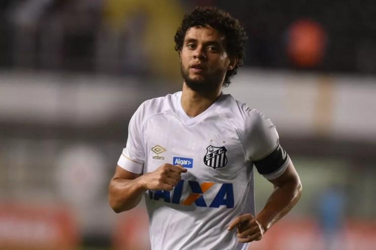Victor Ferraz pode ser envolvido em troca com Tréllez — Foto: Ivan Storti | Santos FC l divulgação