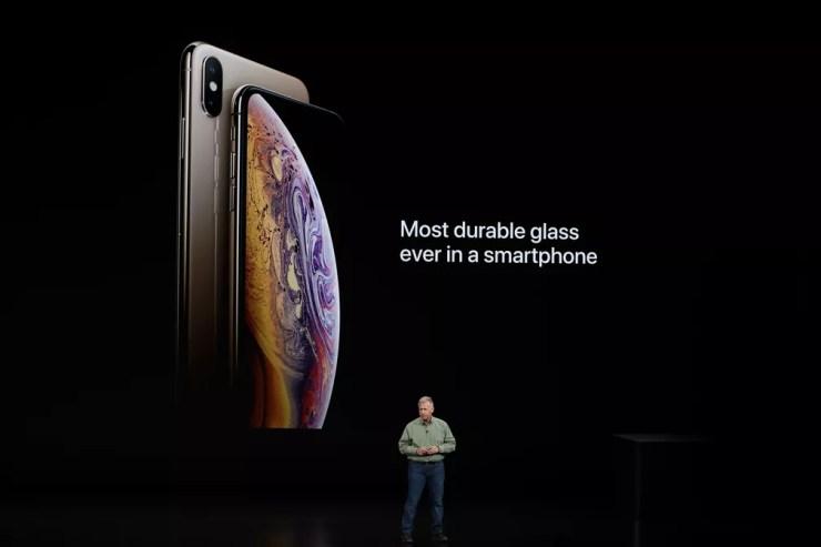  Philip W. Schiller, vice-presidente sênior de marketing mundial da Apple, fala sobre o novo iPhone XS e XS Max. — Foto: Stephen Lam/Reuters