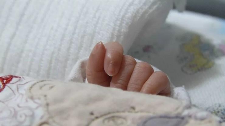 Trigêmeas nasceram em 11 minutos (Foto: Reprodução/TV TEM)
